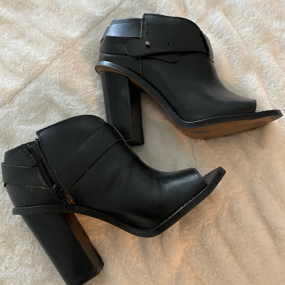 SIXTY SEVEN LEATHER BLACK PEEP TOE BOOTIE SHOES 38 - Picture 6 of 8